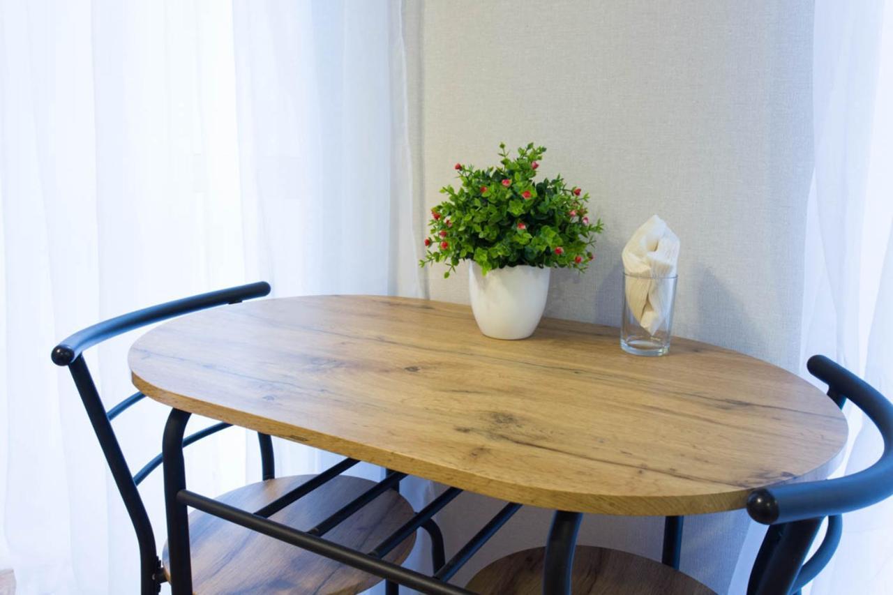 Cozy Studio In The City Center - Mykoly Khvylovoho Str 5-1 Charkiv Esterno foto