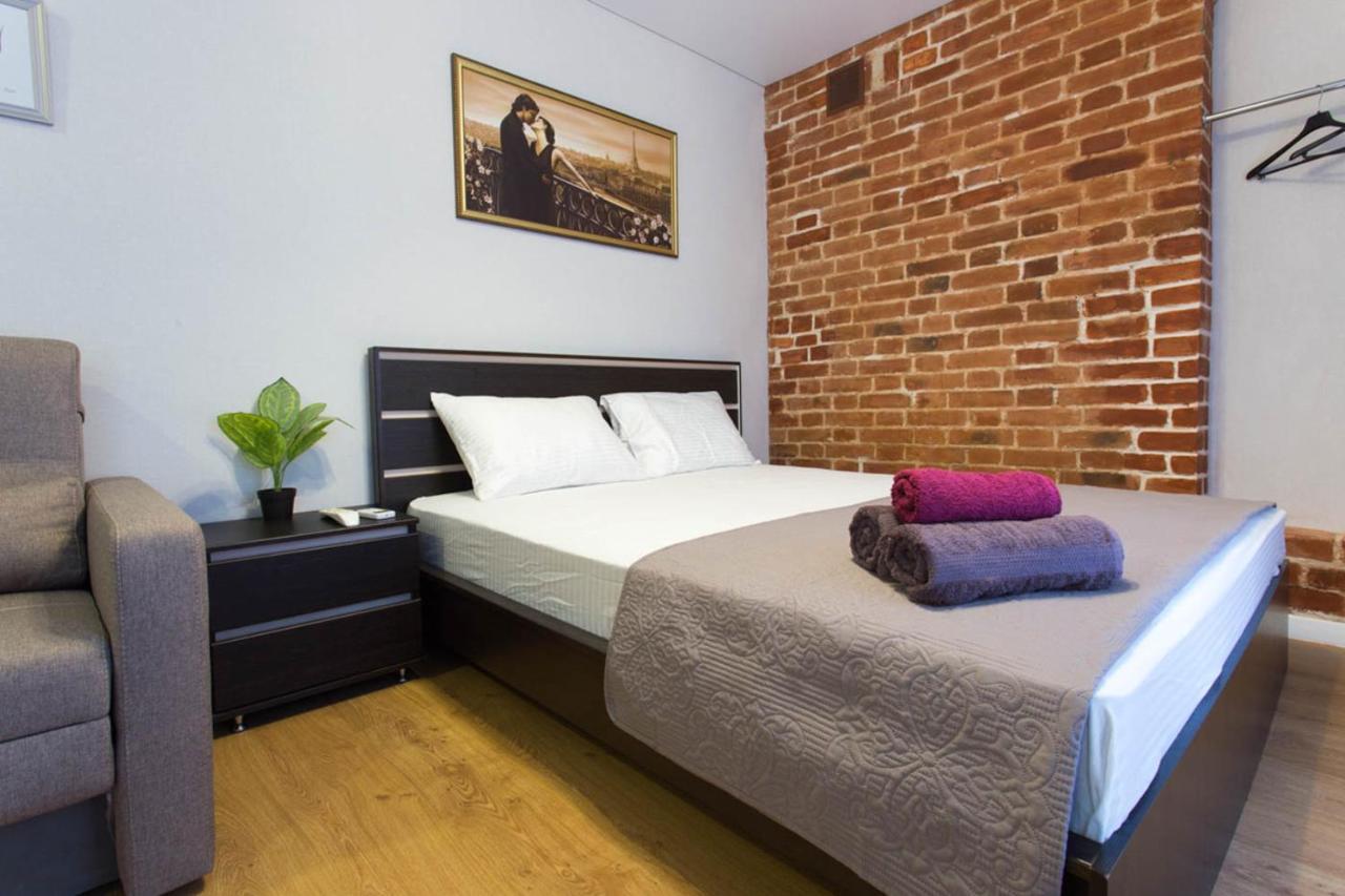 Cozy Studio In The City Center - Mykoly Khvylovoho Str 5-1 Charkiv Esterno foto